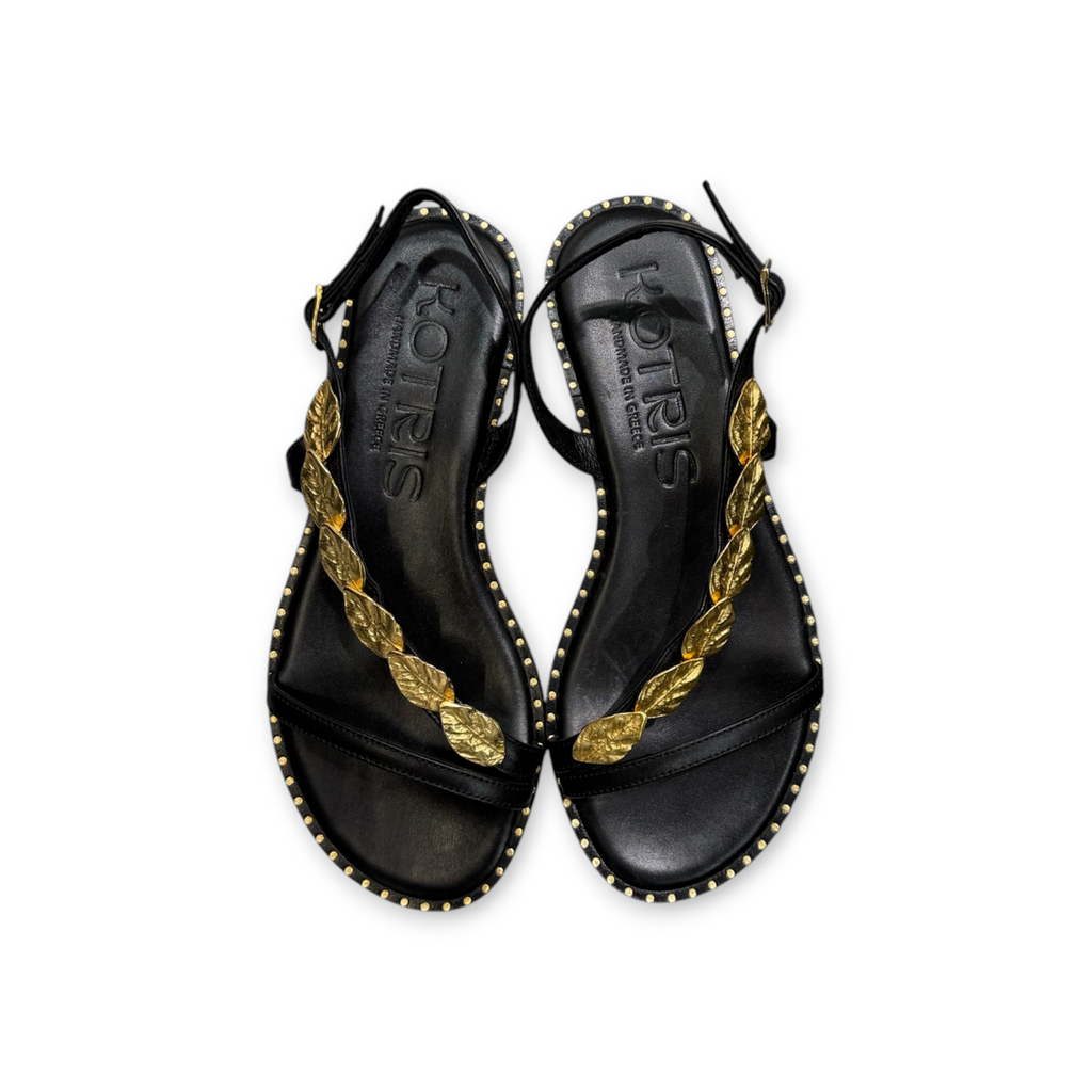 Women's leather sandals with gold detail - 04-3888