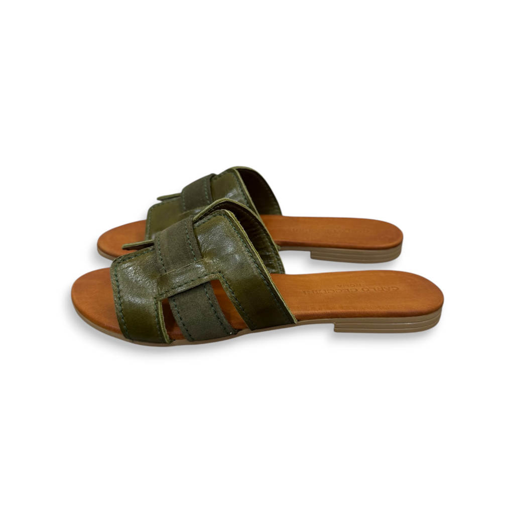 Women's calf leather flat sandals - 2885