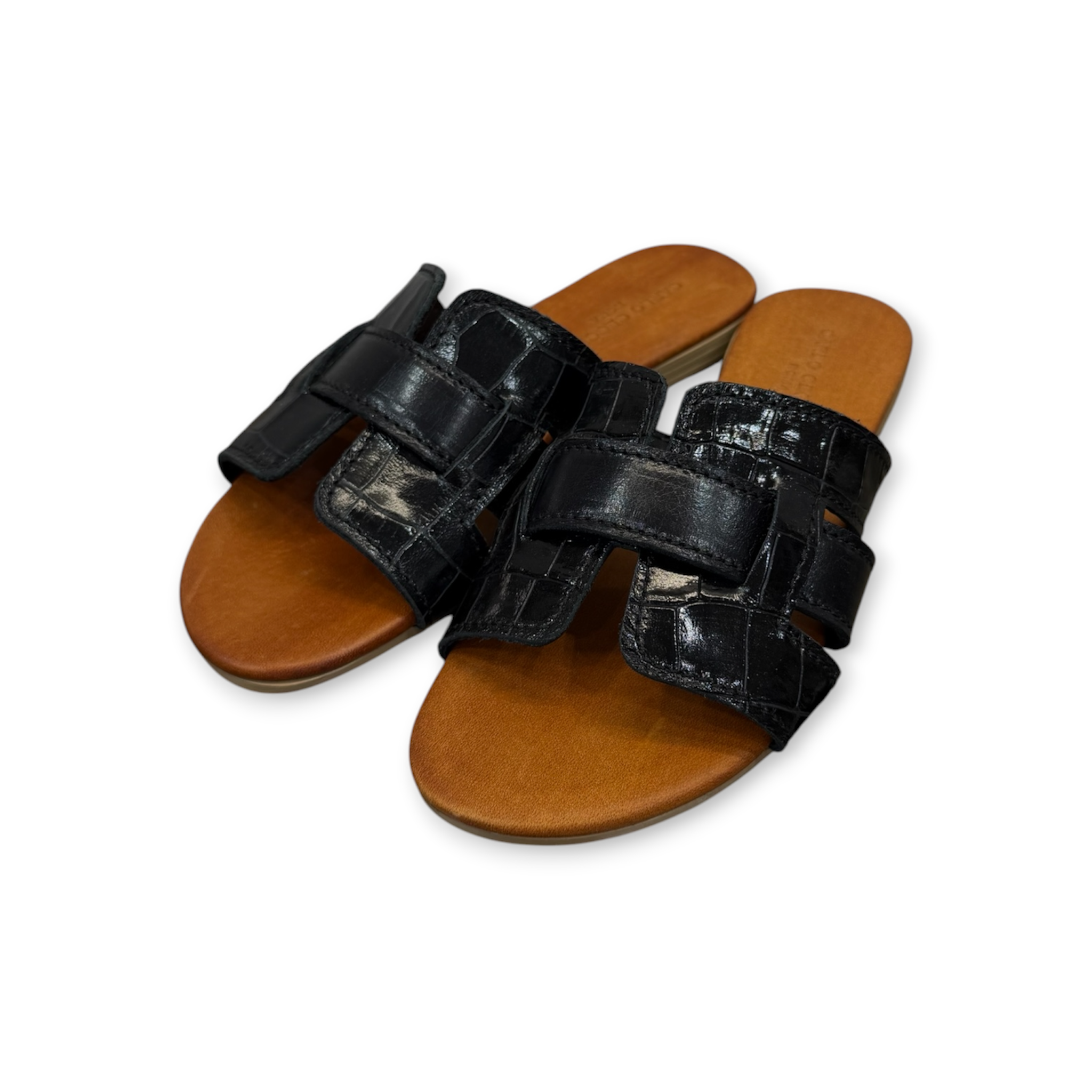 Women's crocodile embossed calf leather flat sandals - 2885