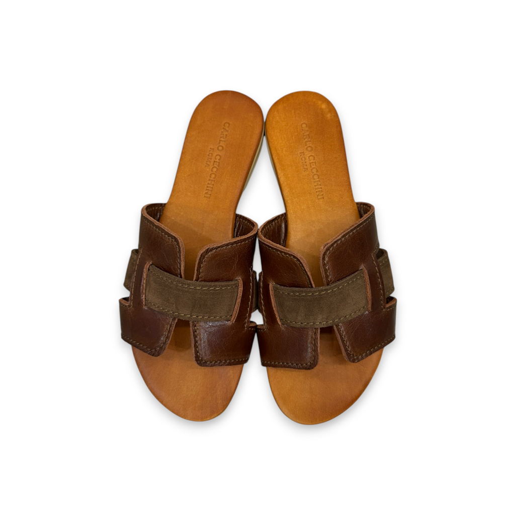 Women's calf leather flat sandals - 2885