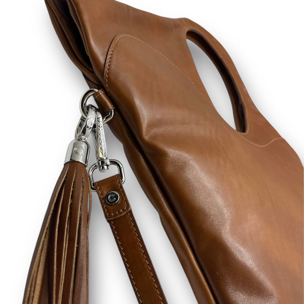 C101 - Women’s hand-polished smooth calf leather shoulder bag
