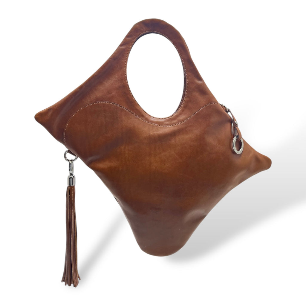 C101 - Women’s hand-polished smooth calf leather shoulder bag