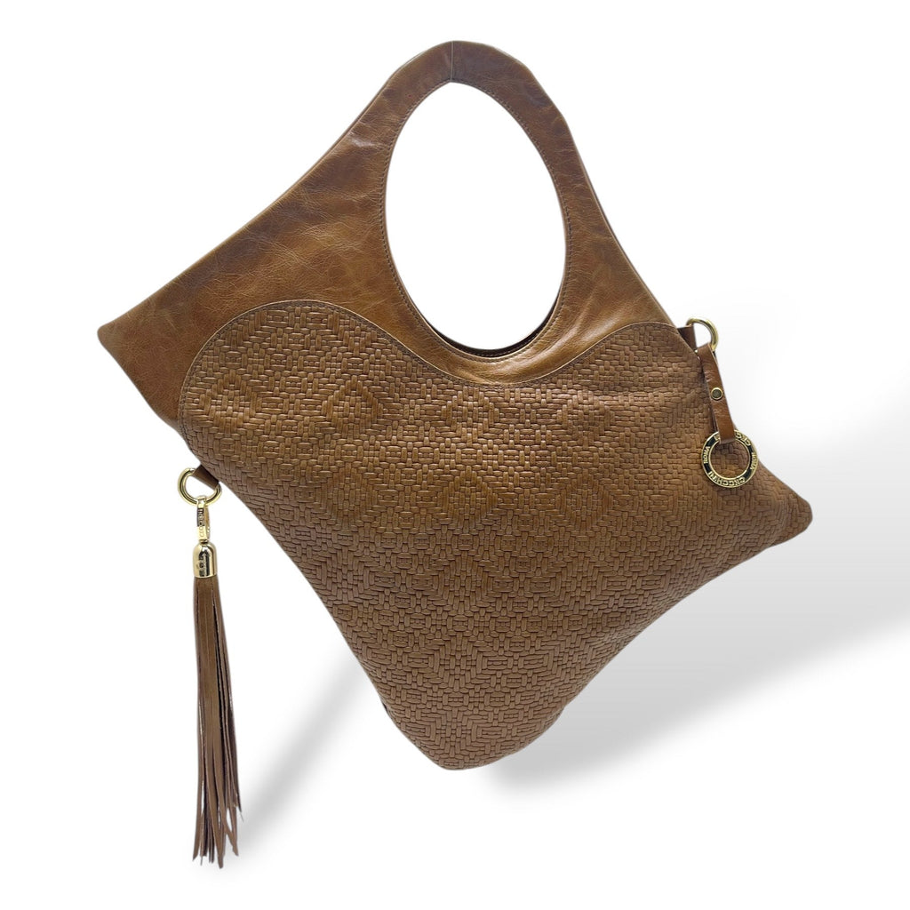 C101 - Women’s woven embossed calf leather shoulder bag