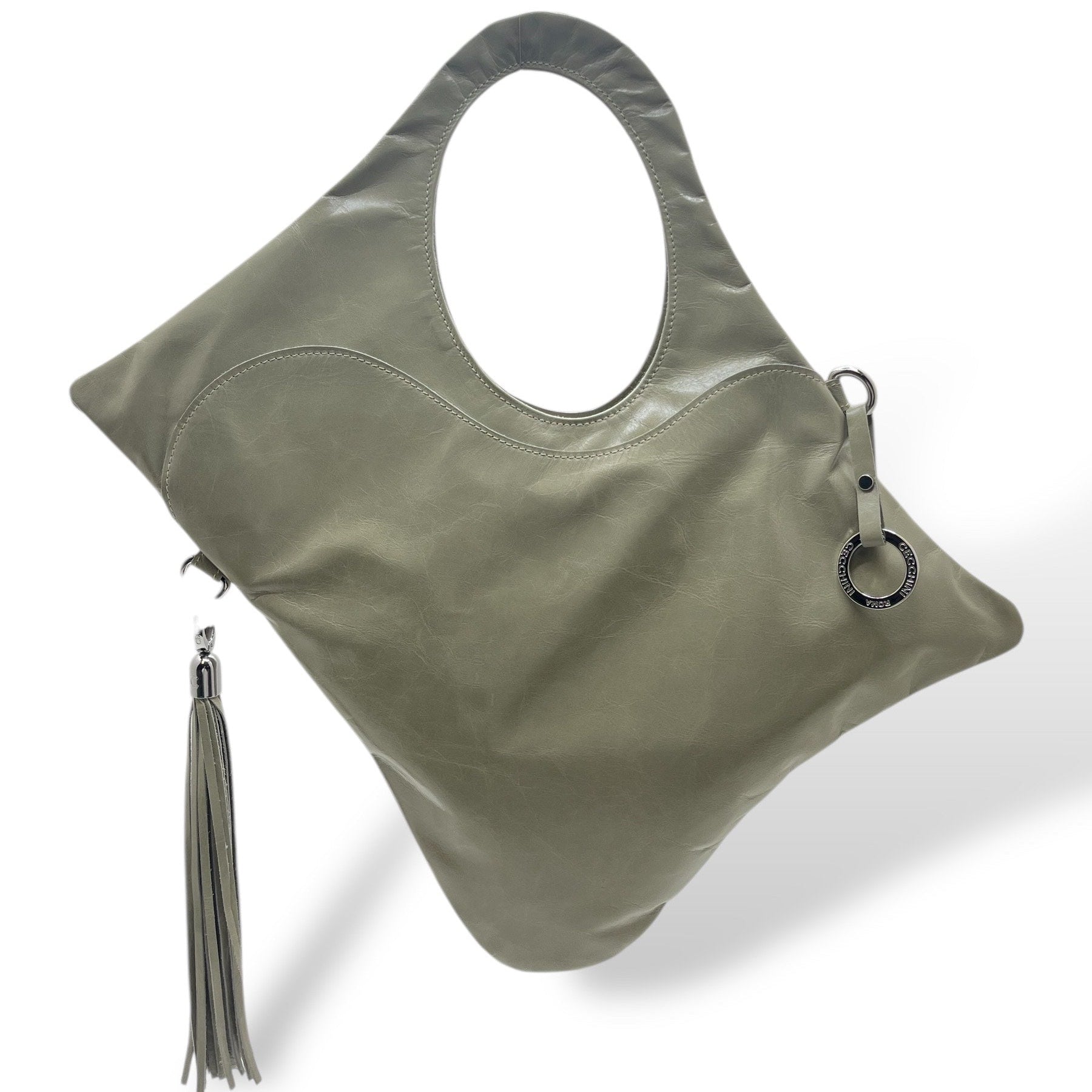 C101 - Women’s calf leather shoulder bag