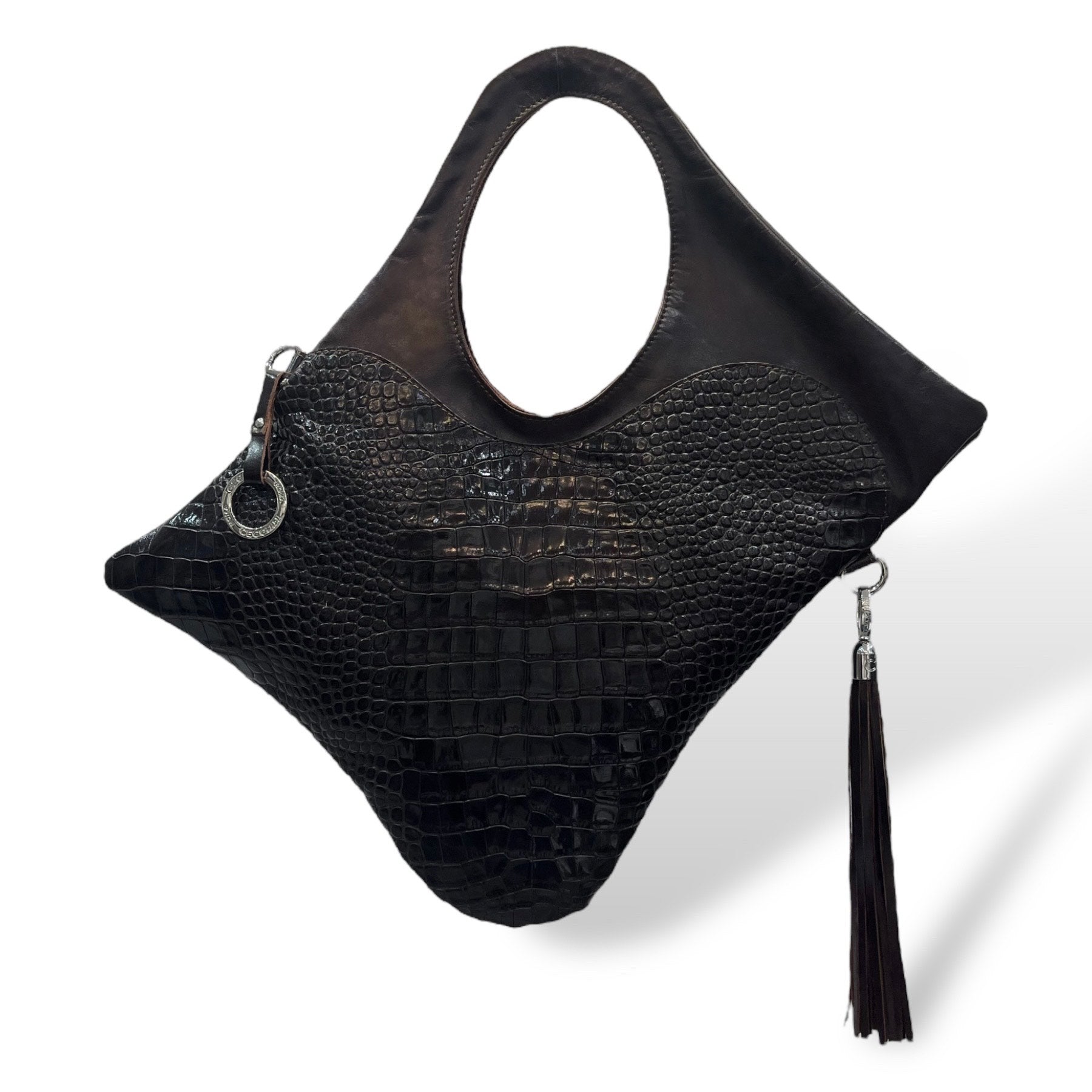 C101 - Women’s crocodile embossed calf leather shoulder bag