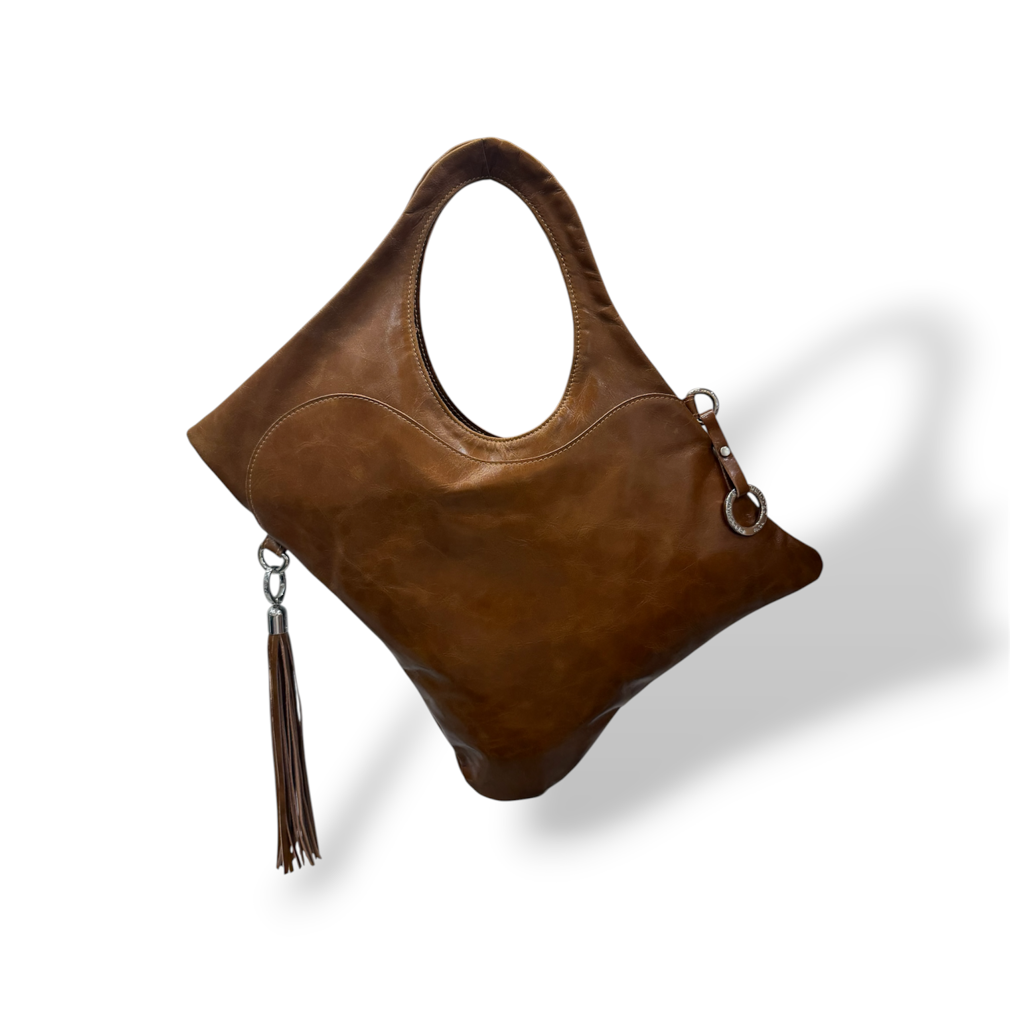 C101 - Women’s calf leather shoulder bag