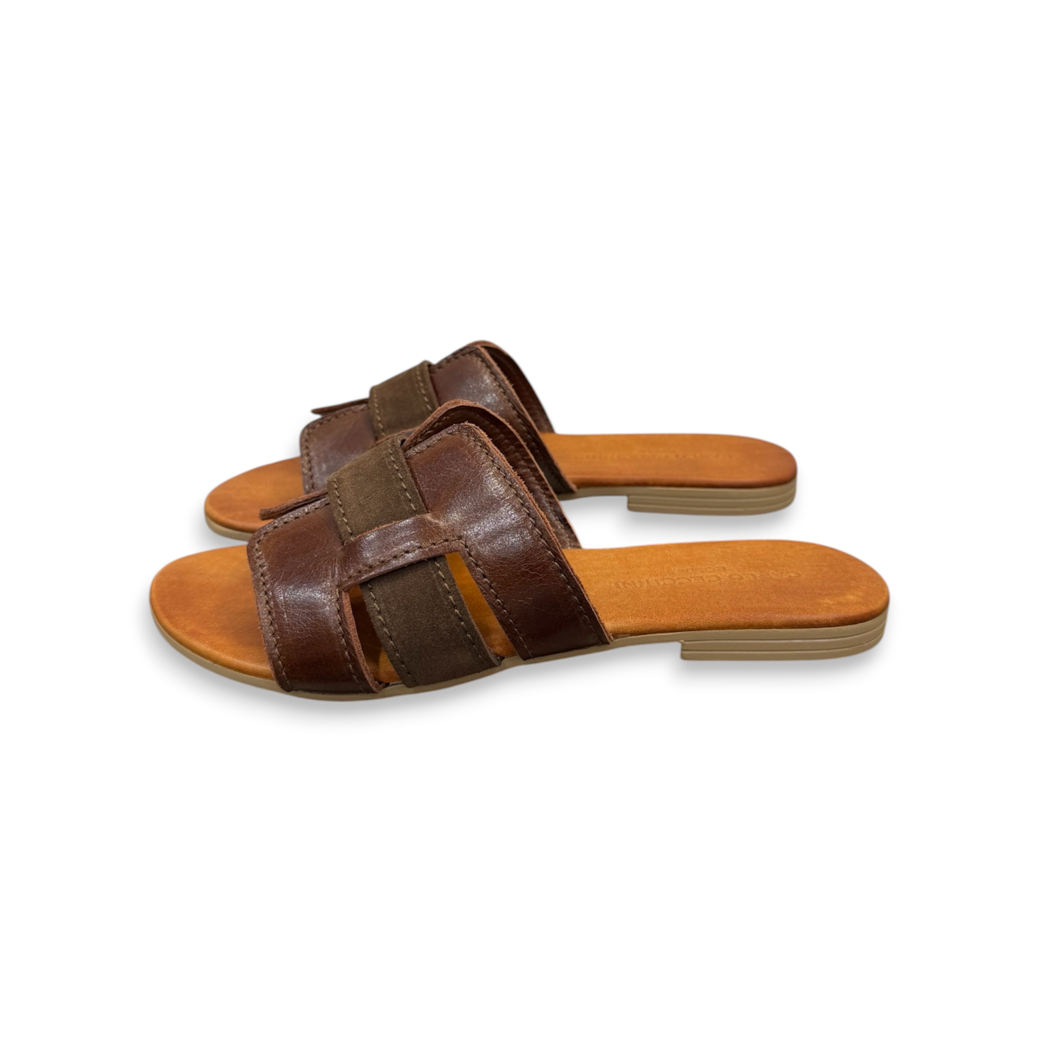Women's calf leather flat sandals - 2885