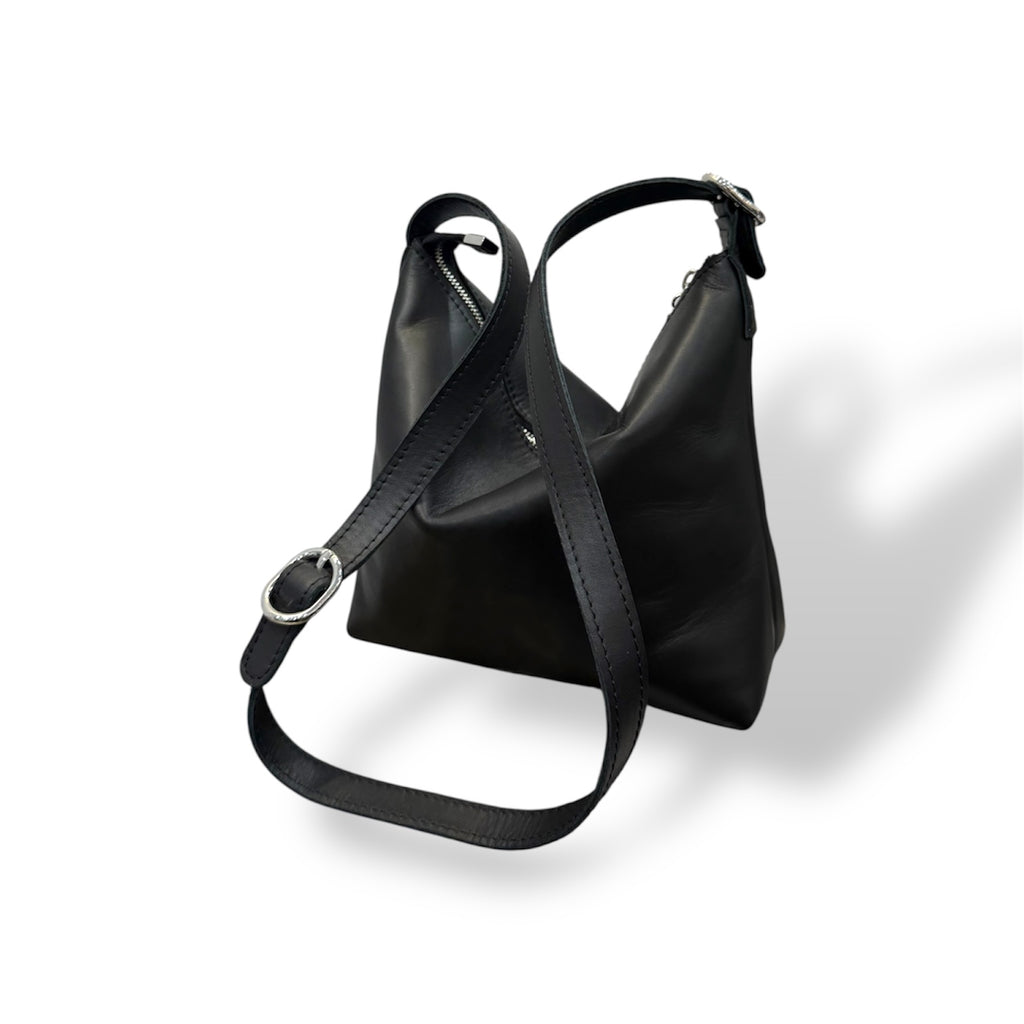 GIULIETTA big - Women's smooth calf leather handbag