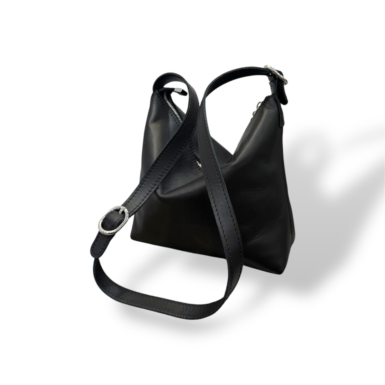 GIULIETTA big - Women's smooth calf leather handbag