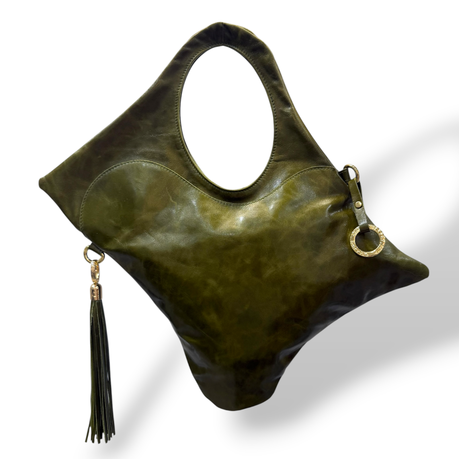 C101 - Women’s calf leather shoulder bag