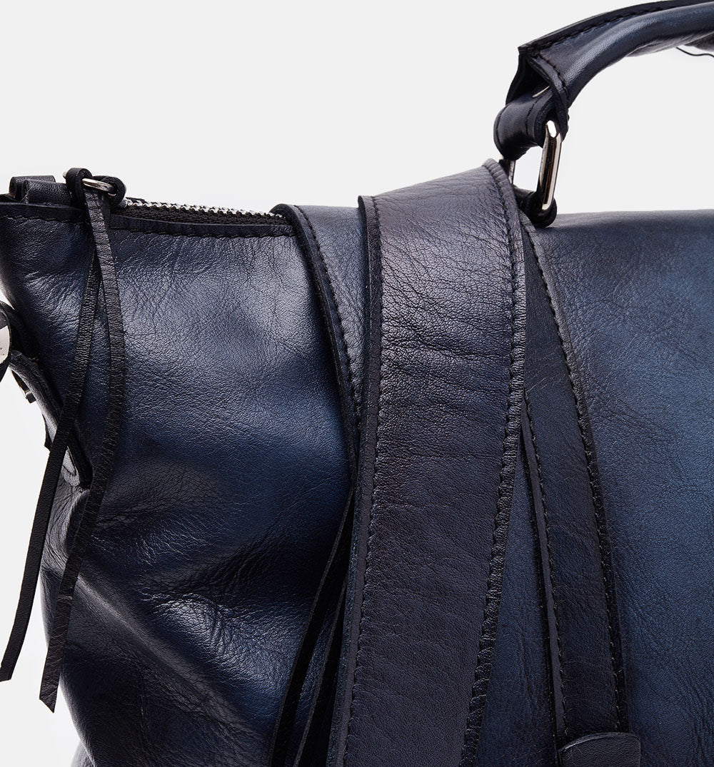 BLUE LEATHER CROSSBODY BAG
